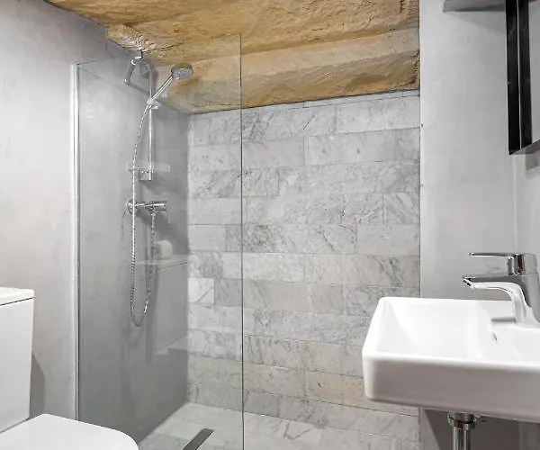 Razzett Вилла Асри