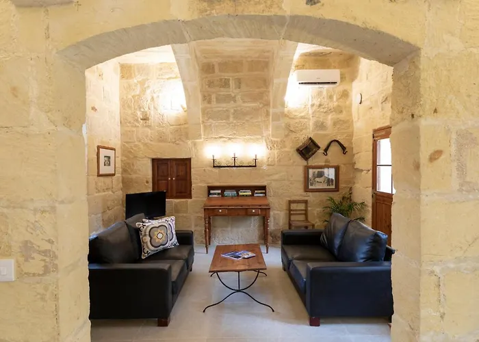 Вилла Razzett *