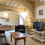 ヴィラ Razzett Għasri