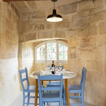 Vila Razzett Għasri